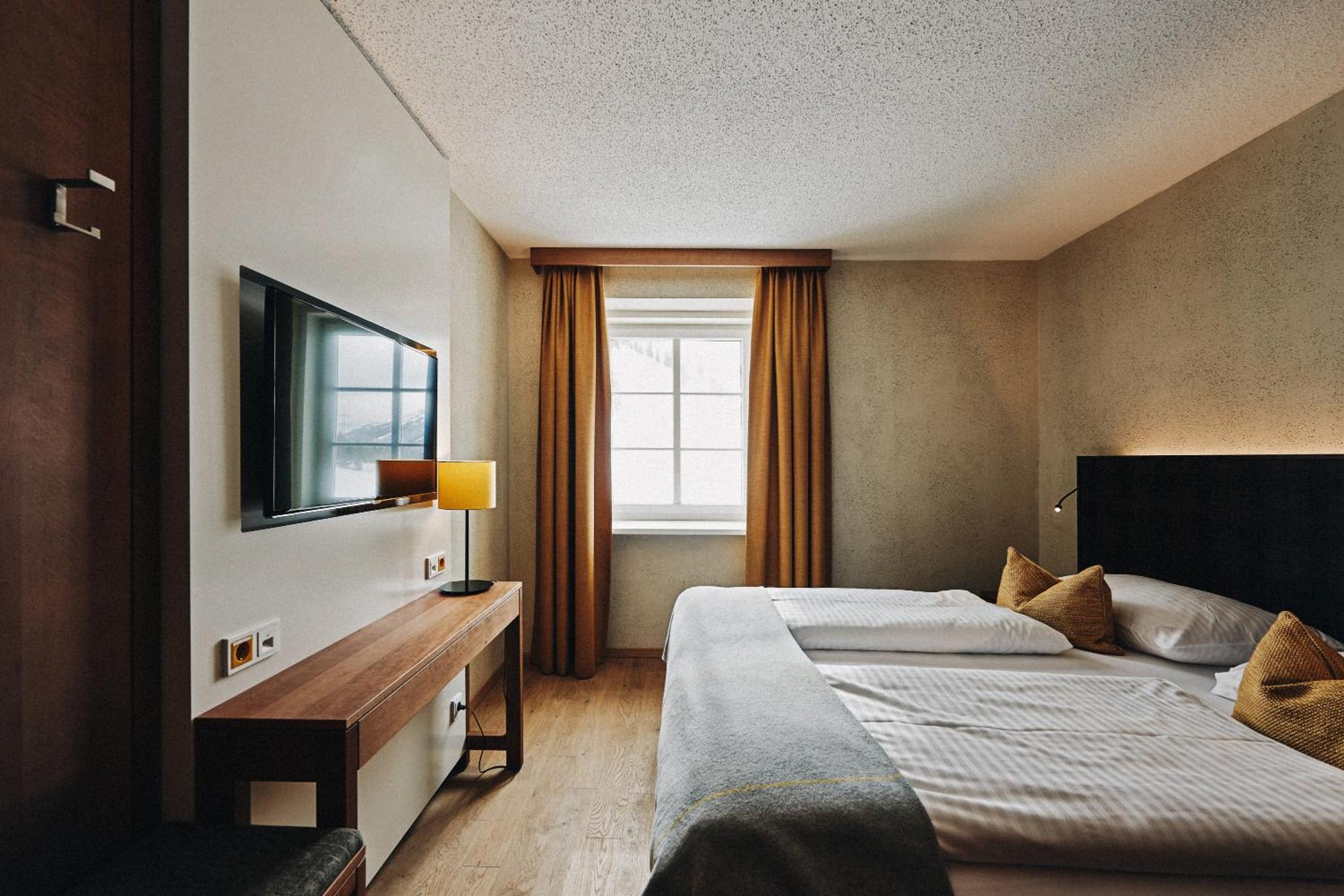 Apres Post Hotel Stuben am Arlberg Eksteriør billede