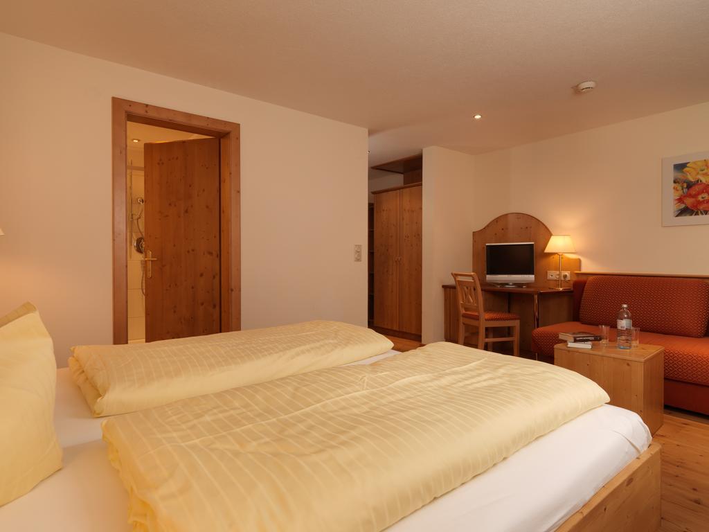 Apres Post Hotel Stuben am Arlberg Eksteriør billede