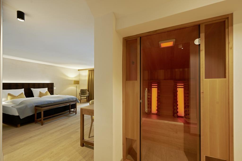 Apres Post Hotel Stuben am Arlberg Eksteriør billede